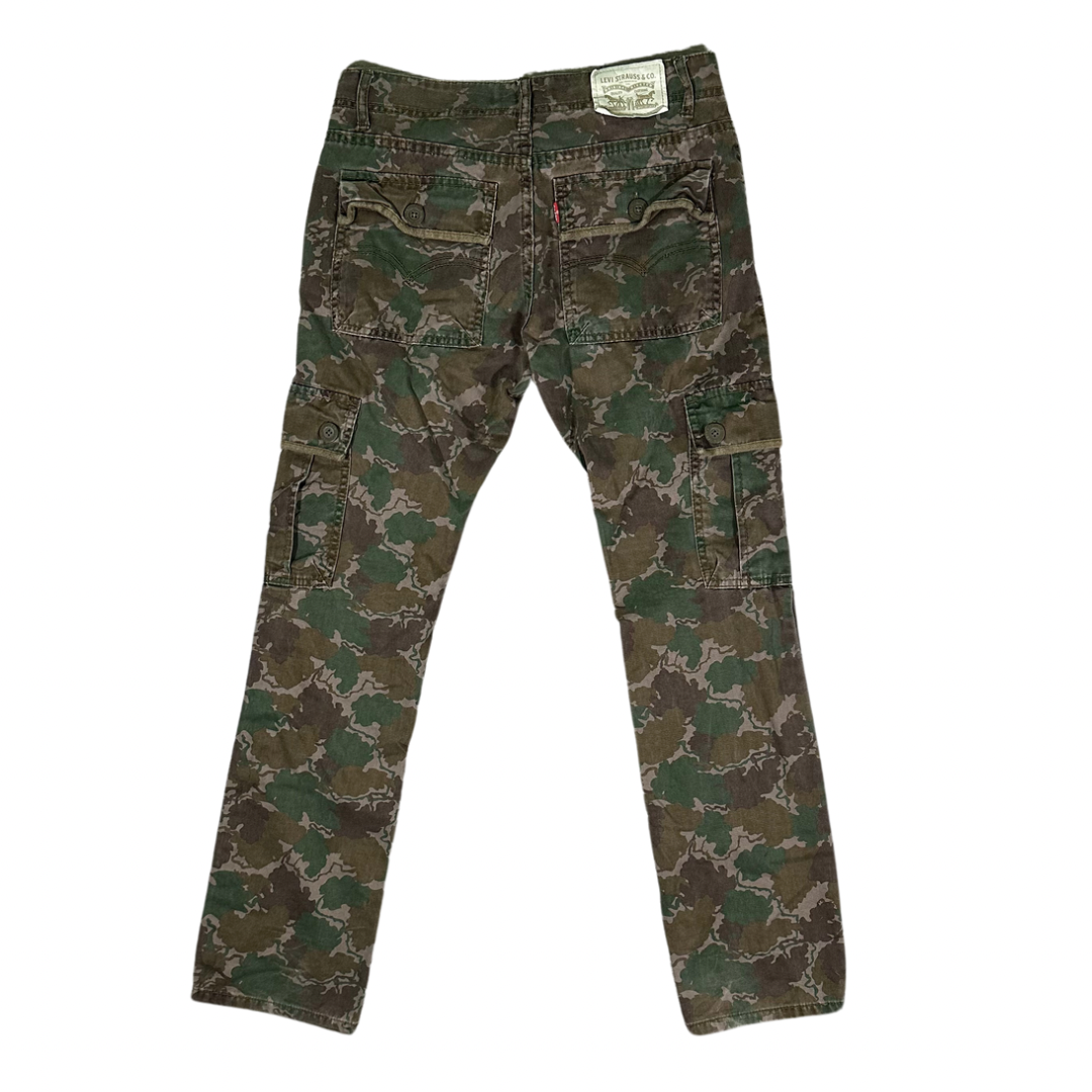 Levi Camo Pants